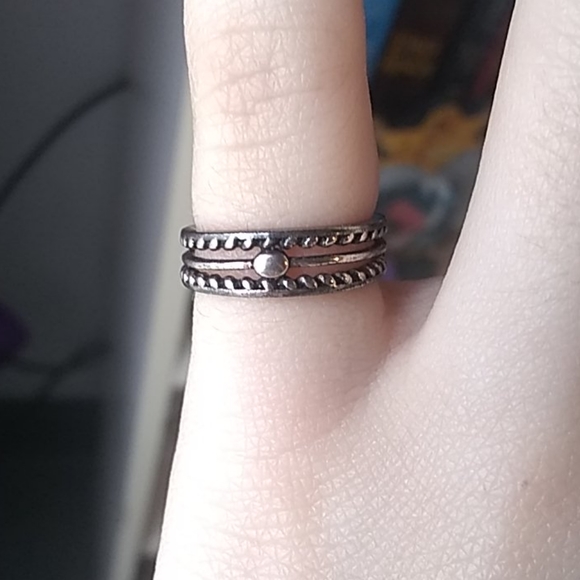 Ring - Picture 5 of 7